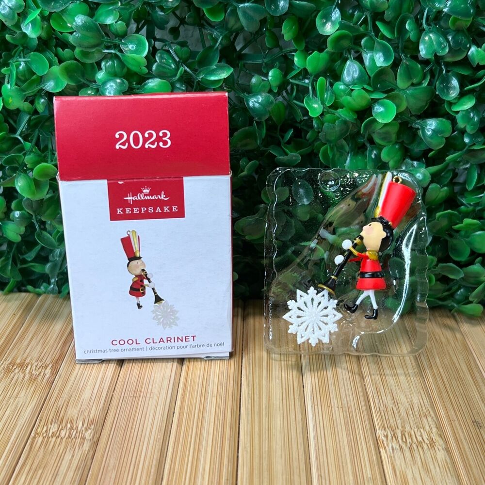 2023 Hallmark COOL CLARINET Keepsake Ornament Marching Band MINIATURE 2.5"